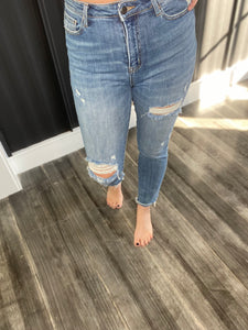 High Rise Relaxed Skinny Jean