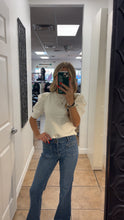 Puffed short sleeve sweater